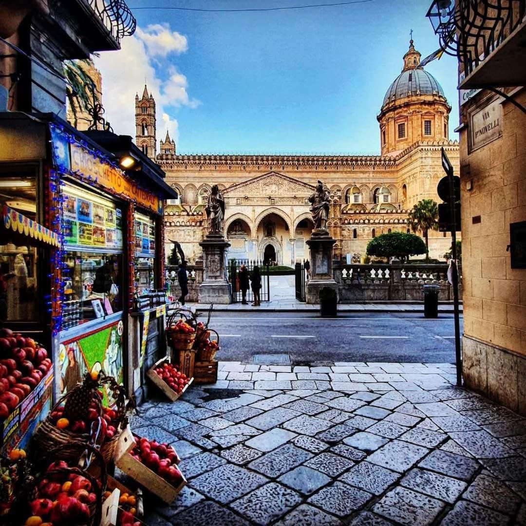 Toty Alla Guilla Palermo Bagian luar foto